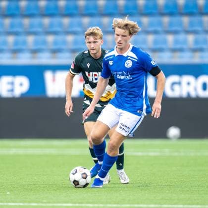 EINDHOVEN , 18-07-2026 , Jan Louwers Stadium , pre season 2026 2027 , Dutch Keukenkampioen divisie , football , match between FC Eindhoven and FC Den Bosch, picture shows FC Eindhoven player Guus Beaumont FC Den Bosch player Silvan Broker Eindhoven - Den Bosch (friendly)  x205090444x Copyright: