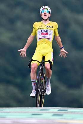Tour de France 2026 Stage 14 LE MARKSTEIN, FRANCE - JULY 18 : Pogacar Tadej (SLO) of UAE Team Emirates XRG celebrating his victory during stage 14 of the 113rd edition of Tour de France an UCI World Tour 2.UWT cycling road race stage for Men Elite of 155 km with start in Mulhouse and finish in Le Markstein on July 18, 2026 in Le Markstein, France, 18 07 2026 ( Motordriver Kurt Vandenborre - Le Markstein France  Copyright: xPeterxDexVoechtx