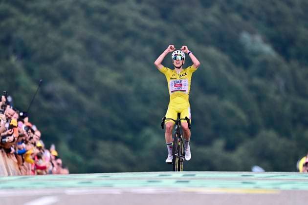 Tour de France 2026 Stage 14 LE MARKSTEIN, FRANCE - JULY 18 : Pogacar Tadej (SLO) of UAE Team Emirates XRG celebrating his victory during stage 14 of the 113rd edition of Tour de France an UCI World Tour 2.UWT cycling road race stage for Men Elite of 155 km with start in Mulhouse and finish in Le Markstein on July 18, 2026 in Le Markstein, France, 18 07 2026 ( Motordriver Kurt Vandenborre - Le Markstein France  Copyright: xPeterxDexVoechtx