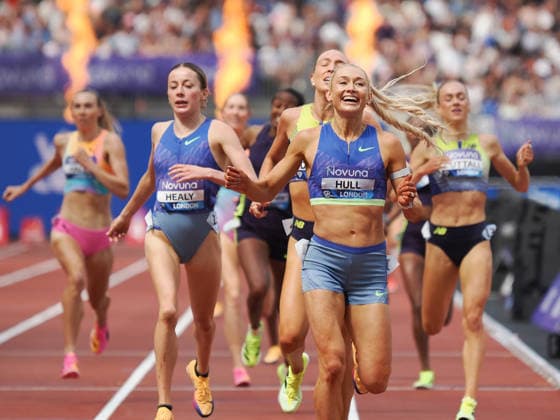 Jessica Hull crosses the line to win the women™s 3000m during the Diamond League Athletics at the London Stadium, Queen Elizabeth Olympic Park , London, England on 18 July 2026. Copyright: xPhilxHutchinsonx 45280049