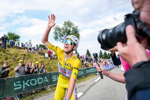 Tour de France 2026 Stage 14 LE MARKSTEIN, FRANCE - JULY 18 : Pogacar Tadej (SLO) of UAE Team Emirates XRG celebrating his victory during stage 14 of the 113rd edition of Tour de France an UCI World Tour 2.UWT cycling road race stage for Men Elite of 155 km with start in Mulhouse and finish in Le Markstein on July 18, 2026 in Le Markstein, France, 18 07 2026 Le Markstein France  Copyright: xDavidxPintensx