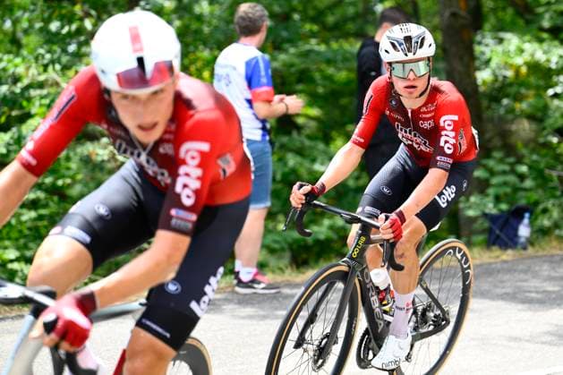 Tour de France 2026 Stage 14 LE MARKSTEIN, FRANCE - JULY 18 : Van Eetvelt Lennert (BEL) of Lotto - Intermarche in action during stage 14 of the 113rd edition of Tour de France an UCI World Tour 2.UWT cycling road race stage for Men Elite of 155 km with start in Mulhouse and finish in Le Markstein on July 18, 2026 in Le Markstein, France, 18 07 2026 ( Motordriver Kurt Vandenborre - Le Markstein France  Copyright: xGvgx