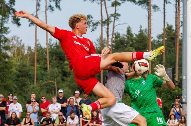 18.07.2026 - Fussball - Saison 2026 2027 - Testspiel Freundschaftsspiel Vorbereitungsspiel: 1. FC Nürnberg Nuernberg FCN ( Club ) - SV Waldhof Mannheim 07 - Sportfoto Zink DaMa - xdaxmax - Piet Scobel (19, 1. FC Nürnberg FCN ) gg Mathias Heiligenstein (38, SV Waldhof Mannheim 07 SVW07 ) Jan Niemann (16, SV Waldhof Mannheim 07 SVW07 ) *** July 18, 2026 Soccer Season 2026–2027 Exhibition Match Friendly Match Preseason Match 1 FC Nürnberg (FCN) vs. SV Waldhof Mannheim 07 (SVW07) Sports Photo by Zink DaMa xdaxmax Piet Scobel 19, 1 FC Nuremberg FCN vs. Mathias Heiligenstein 38, SV Waldhof Mannheim 07 SVW07 Jan Niemann 16, SV Waldhof Mannheim 07 SVW07