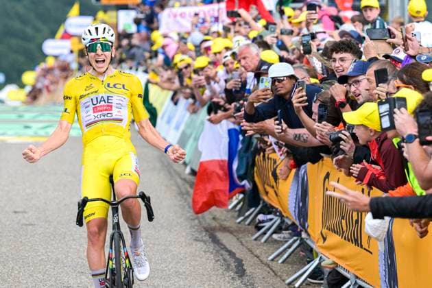 Tour de France 2026 Stage 14 LE MARKSTEIN, FRANCE - JULY 18 : Pogacar Tadej (SLO) of UAE Team Emirates XRG celebrating his victory during stage 14 of the 113rd edition of Tour de France an UCI World Tour 2.UWT cycling road race stage for Men Elite of 155 km with start in Mulhouse and finish in Le Markstein on July 18, 2026 in Le Markstein, France, 18 07 2026 Le Markstein France  Copyright: xDavidxPintensx