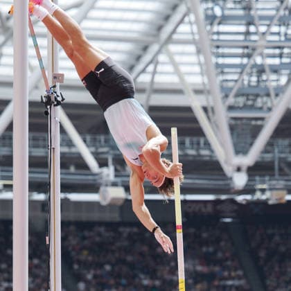 Armand Duplantis early in the competition in the mens pole vault during the Diamond League Athletics at the London Stadium, Queen Elizabeth Olympic Park , London, England on 18 July 2026. Copyright: xPhilxHutchinsonx 45280066