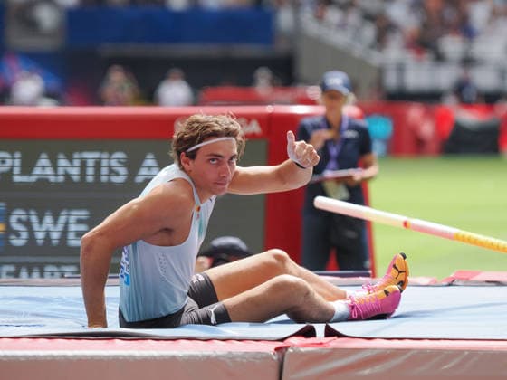 Armand Duplantis early in the competition in the mens pole vault during the Diamond League Athletics at the London Stadium, Queen Elizabeth Olympic Park , London, England on 18 July 2026. Copyright: xPhilxHutchinsonx 45280070