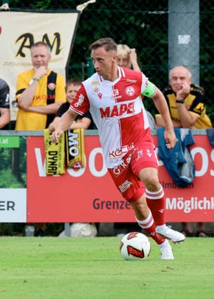 SOCCER - GAK vs Dresden, test match WINDISCHGARSTEN,AUSTRIA,18.JUL.26 - SOCCER - ADMIRAL Bundesliga, 2. DFL, 2. Deutsche Bundesliga, Grazer AK 1902 vs Dynamo Dresden, test match. Image shows Tobias Koch (GAK).  GEPAxpictures xHansxOberlaender