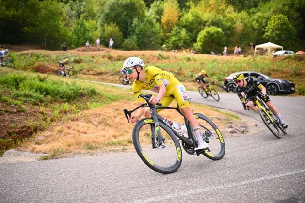 Tour de France 2026 Stage 14 LE MARKSTEIN, FRANCE - JULY 18 : Pogacar Tadej (SLO) of UAE Team Emirates XRG in action during stage 14 of the 113rd edition of Tour de France an UCI World Tour 2.UWT cycling road race stage for Men Elite of 155 km with start in Mulhouse and finish in Le Markstein on July 18, 2026 in Le Markstein, France, 18 07 2026 ( Motordriver Kurt Vandenborre - Le Markstein France  Copyright: xGvgx