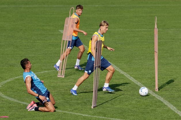 SSC Napoli preseason 2026-27 Napoli s Danish forward Rasmus Hojlund during Second day SSC Napoli s 2026-27 preseason training camp in val di sole in Trentino, Dimaro Folgarida July, 18 2026. _BPH1094 Copyright: xAntonioxBalascox