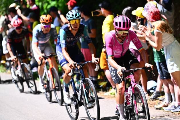 Tour de France 2026 Stage 14 LE MARKSTEIN, FRANCE - JULY 18 : Healy Ben (IRL) of EF Education EasyPost in action during stage 14 of the 113rd edition of Tour de France an UCI World Tour 2.UWT cycling road race stage for Men Elite of 155 km with start in Mulhouse and finish in Le Markstein on July 18, 2026 in Le Markstein, France, 18 07 2026 ( Motordriver Kurt Vandenborre - Le Markstein France  Copyright: xGvgx
