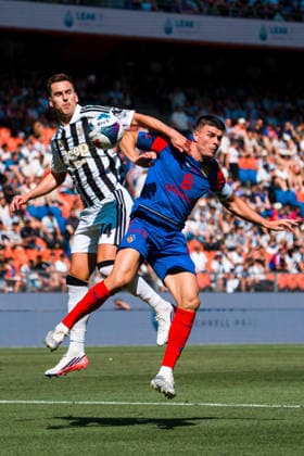 BASEL, SWITZERLAND - JULY 18: battles for the ball with Arkadiusz Milik of Juventus and Flavius Daniliuc of Basel during the pre-season friendly match between FC Basel 1893 and Juventus at St. Jakob Stadium on July 18, 2026 in Basel, Switzerland. *** BASEL, SWITZERLAND, JULY 18 — Arkadiusz Milik of Juventus and Flavius Daniliuc of Basel battle for the ball during the preseason friendly match between FC Basel 1893 and Juventus at St. Jakob Stadium on July 18, 2026, in Basel, Switzerland Copyright: xJustPictures.ch PascalxvonxBürenx jp-en-EuSpIm-Pavo_Fotografie-05545-2