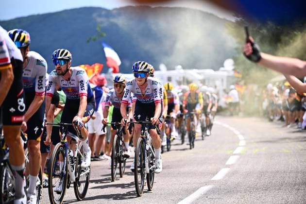 Tour de France 2026 Stage 14 LE MARKSTEIN, FRANCE - JULY 18 : Van Gils Maxim (BEL) of Red Bull - BORA - Hansgrohe in action during stage 14 of the 113rd edition of Tour de France an UCI World Tour 2.UWT cycling road race stage for Men Elite of 155 km with start in Mulhouse and finish in Le Markstein on July 18, 2026 in Le Markstein, France, 18 07 2026 ( Motordriver Kurt Vandenborre - Le Markstein France  Copyright: xGvgx