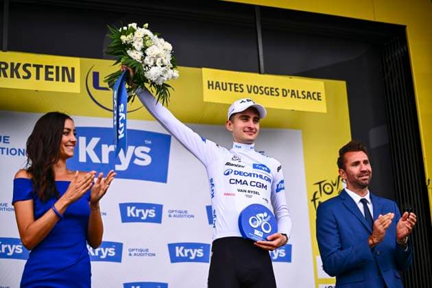 Tour de France 2026 Stage 14 LE MARKSTEIN, FRANCE - JULY 18 : Seixas Paul (FRA) of Decathlon CMA CGM Team on the podium wearing the white jersey during stage 14 of the 113rd edition of Tour de France an UCI World Tour 2.UWT cycling road race stage for Men Elite of 155 km with start in Mulhouse and finish in Le Markstein on July 18, 2026 in Le Markstein, France, 18 07 2026 ( Motordriver Kurt Vandenborre - Le Markstein France  Copyright: xGvgx