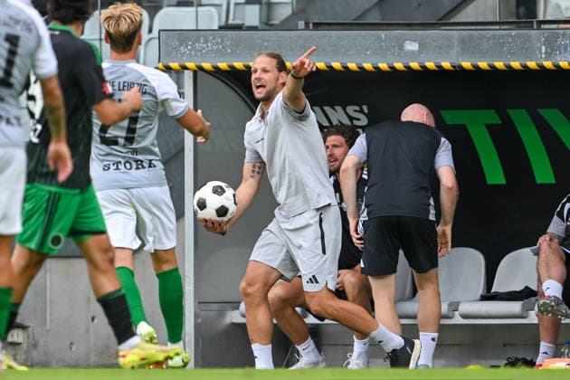 SOCCER - Wacker vs Chemie Leipzig, test match INNSBRUCK,AUSTRIA,18.JUL.26 - SOCCER - ADMIRAL 2.Liga, Regionalliga Nordost, FC Wacker Innsbruck vs BSG Chemie Leipzig, test match. Image shows head coach Sebastian Siller (Wacker).  GEPAxpictures xDanielxSchoenherr