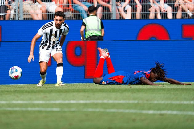 BASEL, SWITZERLAND - JULY 18: Joao Mario Neto Lopes L) battles for the ball with Asane Sow of Basel R) during the pre-season friendly match between FC Basel 1893 and Juventus at St. Jakob Stadium on July 18, 2026 in Basel, Switzerland. *** BASEL, SWITZERLAND, JULY 18 — Joao Mario Neto Lopes L battles for the ball with Asane Sow of Basel R during the preseason friendly match between FC Basel 1893 and Juventus at St. Jakob Stadium on July 18, 2026, in Basel, Switzerland Copyright: xJustPictures.ch PascalxvonxBürenx jp-en-EuSpIm-Pavo_Fotografie-06171