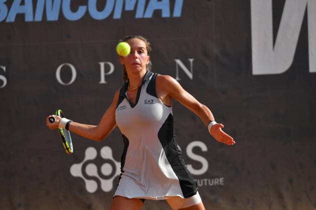 IPA86783897 - Lucia Bronzetti of Italy faces Nuria Brancaccio of Italy during the semifinal match at the ATV Bancomat Tennis Open WTA, Tennis Damen 125 at the Antico Tiro a Volo Club on July 18, 2026, in Rome, Italy. (Credit: Roberto Bettacchi) (Credit: Roberto Bettacchi)  Copyright: xRobertoxBettacchi IPAxSportx xx 86783897