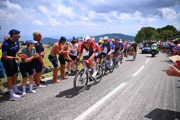 Tour de France 2026 Stage 14 LE MARKSTEIN, FRANCE - JULY 18 : Veistroffer Baptiste (FRA) of Lotto - Intermarche in action during stage 14 of the 113rd edition of Tour de France an UCI World Tour 2.UWT cycling road race stage for Men Elite of 155 km with start in Mulhouse and finish in Le Markstein on July 18, 2026 in Le Markstein, France, 18 07 2026 ( Motordriver Kurt Vandenborre - Le Markstein France  Copyright: xGvgx