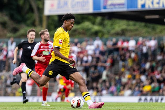 Testspiel: Rot-Weiß Oberhausen - Borussia Dortmund; 18.07.2026 Enzo Duarte (Borussia Dortmund, 44) Testspiel: Rot-Weiß Oberhausen - Borussia Dortmund; Stadion Niederrhein, Oberhausen; 18.07.2026 *** Friendly Match: Rot-Weiß Oberhausen vs. Borussia Dortmund, July 18, 2026; Enzo Duarte, Borussia Dortmund, 44; Friendly Match: Rot-Weiß Oberhausen vs. Borussia Dortmund, Niederrhein Stadium, Oberhausen, July 18, 2026 Copyright: xBEAUTIFULxSPORTS Buriakovx