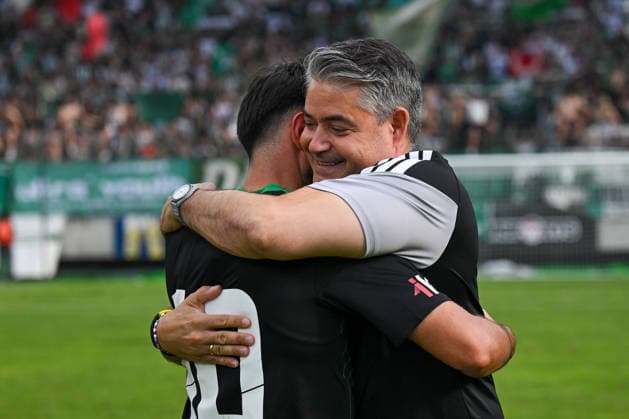 SOCCER - Wacker vs Chemie Leipzig, test match INNSBRUCK,AUSTRIA,18.JUL.26 - SOCCER - ADMIRAL 2.Liga, Regionalliga Nordost, FC Wacker Innsbruck vs BSG Chemie Leipzig, test match. Image shows the rejoicing of Rami Tekir and team doctor Christian Koidl (Wacker).  GEPAxpictures xDanielxSchoenherr