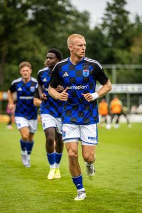 MEPPEL, 18 7-2026, Sportpark Ezinge, Season 2026 2027, Dutch Eredivisie Football, Preseason friendly match between PEC Zwolle and Cercle Brugge, Picture shows PEC Zwolle player Tijs Velthuis PEC Zwolle - Cercle Brugge (friendly)  x205091371x Copyright: