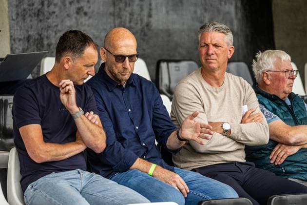 MEPPEL, 18 7-2026, Sportpark Ezinge, Season 2026 2027, Dutch Eredivisie Football, Preseason friendly match between PEC Zwolle and Cercle Brugge, Picture shows Jaap Stam and Gerrit Hamstra PEC Zwolle - Cercle Brugge (friendly)  x205091409x Copyright: