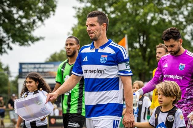 MEPPEL, 18 7-2026, Sportpark Ezinge, Season 2026 2027, Dutch Eredivisie Football, Preseason friendly match between PEC Zwolle and Cercle Brugge, Picture shows PEC Zwolle player Nick Viergever PEC Zwolle - Cercle Brugge (friendly)  x205091418x Copyright: