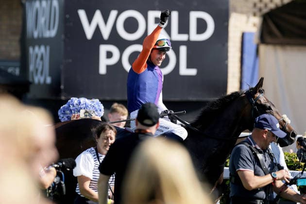 *CAPTION CORRECTION* REPRO FREE *PRESS RELEASE NO REPRODUCTION FEE* EDITORIAL USE ONLY Curragh Racing Juddmonte Irish Oaks Weekend, Curragh Racecourse, Kildare 18 7 2026 Juddmonte Irish Oaks Dylan Browne onboard Johanna Walsh celebrates winning Dylan Browne onboard Johanna Walsh celebrates winning 18 7 2026  Copyright: xLaszloxGeczox LG_18-07-2026_031682