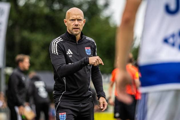 MEPPEL, 18 7-2026, Sportpark Ezinge, Season 2026 2027, Dutch Eredivisie Football, Preseason friendly match between PEC Zwolle and Cercle Brugge, Picture shows trainer coach Henry van der Vegt PEC Zwolle - Cercle Brugge (friendly)  x205091696x Copyright: