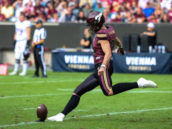 Kickoff from 33 Sebastian van Santen (Kicker) Rhein Fire Rhein Fire vs Vienna Vikings, American Football, American Football League Europe, Week 9, 2026, 18.07.2026, Duisburg Schauinsland-Reisen-Arena Germany Copyright: xFootxBowl ChristopherxMettkenx