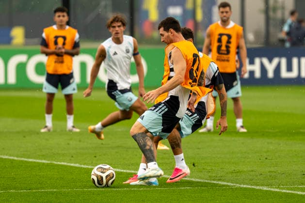 Argentina s Lionel Messi takes part in a training session at Columbia Park Training Facility, in Morristown, New Jersey, USA, 18 July 2026. Argentina will face Spain in the FIFA World Cup, WM, Weltmeisterschaft, Fussball 2026 final soccer on 19 July. FIFA World Cup 2026 - Final - Spain vs Argentina !ACHTUNG: NUR REDAKTIONELLE NUTZUNG!  Copyright: xAngelxColmenaresx GRAF8759 20260718-55020931503_1