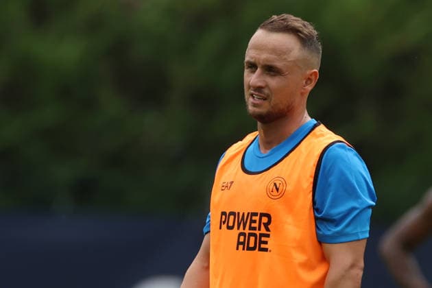 SSC Napoli Training Camp - Day 2 Stanislav Lobokta of Napoli during a training session on Day of the preseason camp of SSC Napoli at stadio Carciato in Dimaro Folgarida, Trento, Italy, on July 18, 2025. Dimaro Folgarida Trento Italy  Copyright: xCiroxDexLucax originalFilename:deluca-sscnapol260718_npB33.jpg