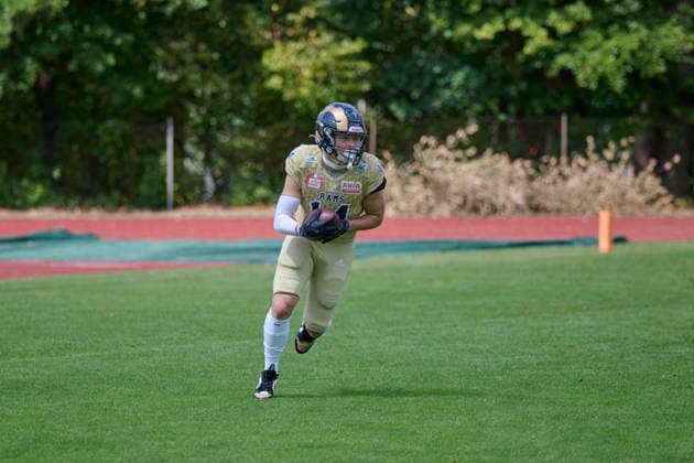 Playoffs, Junior Bowl, U20, GFLJ, Nürnberg Rams vs. Hamburg Huskies German Football League Juniors(GFLJ), U20, Nürnberg Rams vs. Hamburg Huskies Nürnberg Berthold-Brecht-Sportanlage Bayern Deutschland *** Playoffs, Junior Bowl, U20, GFLJ, Nuremberg Rams vs. Hamburg Huskies German Football League Juniors (GFLJ), U20, Nuremberg Rams vs. Hamburg Huskies Nuremberg Berthold Brecht Sports Complex Bavaria, Germany Copyright: x30nullvierxPhotographie,xGerhardxLehnerx