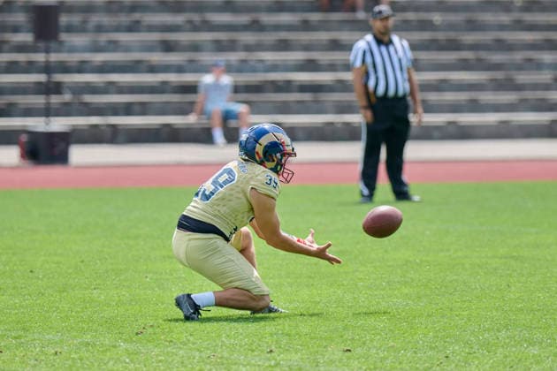 Playoffs, Junior Bowl, U20, GFLJ, Nürnberg Rams vs. Hamburg Huskies German Football League Juniors(GFLJ), U20, Nürnberg Rams vs. Hamburg Huskies Nürnberg Berthold-Brecht-Sportanlage Bayern Deutschland *** Playoffs, Junior Bowl, U20, GFLJ, Nuremberg Rams vs. Hamburg Huskies German Football League Juniors (GFLJ), U20, Nuremberg Rams vs. Hamburg Huskies Nuremberg Berthold Brecht Sports Complex Bavaria, Germany Copyright: x30nullvierxPhotographie,xGerhardxLehnerx