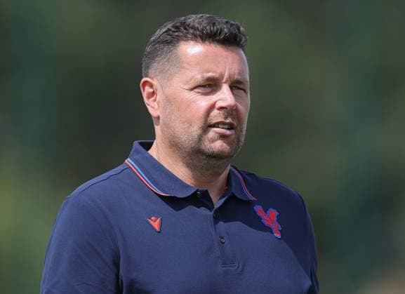 Pre Season Friendly - Crystal Palace v Swindon Town LONDON, ENGLAND, JULY 18: Pierre Sage manager of Crystal Palace during the Pre Season Friendly match between Crystal Palace FC v Swindon Town FC at Crystal Palace Training Ground, Beckenham, London, on 18 July. (Photo by Daniel Weir) London Crystal Palace Training Ground United Kingdom Copyright: xDanielxWeir SportsxPressxPhotox Sportspressphoto_SPR192631
