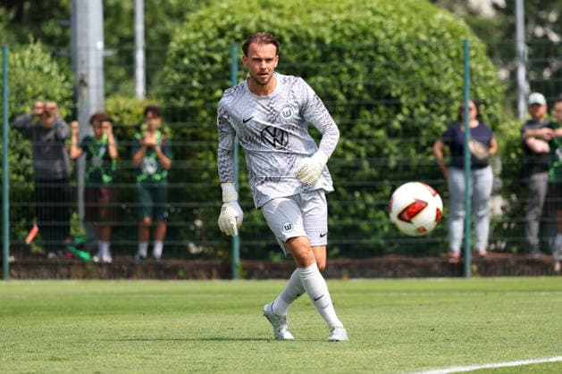VfL vs Verl, Testspiel Wolfsburg, 18.07.2026, Fußball, Herren, Saison 2026 2027, 2. BL, VfL Wolfsburg vs SC Verl, Testspiel, Torwart Timon Wellenreuther (VfL Wolfsburg) Niedersachsen Deutschland *** VfL vs. Verl, Friendly Match in Wolfsburg, July 18, 2026, Soccer, Men s, 2026–2027 Season, 2. Bundesliga, VfL Wolfsburg vs. SC Verl, Friendly Match, Goalkeeper Timon Wellenreuther, VfL Wolfsburg, Lower Saxony, Germany