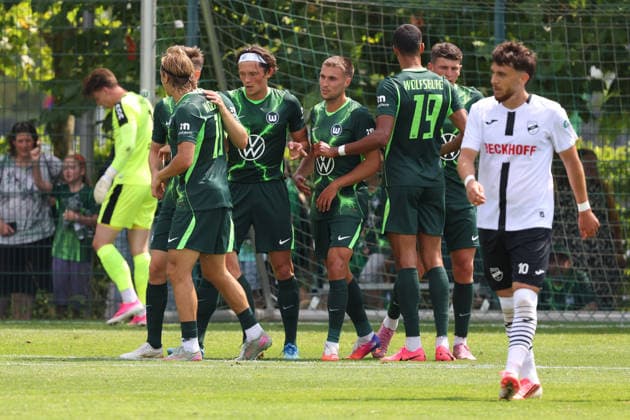 VfL vs Verl, Testspiel Wolfsburg, 18.07.2026, Fußball, Herren, Saison 2026 2027, 2. BL, VfL Wolfsburg vs SC Verl, Testspiel, Robert Glatzel (VfL Wolfsburg) Torjubel Niedersachsen Deutschland *** VfL vs. Verl, Friendly Match in Wolfsburg, July 18, 2026, Soccer, Men s, 2026–2027 Season, 2. Bundesliga, VfL Wolfsburg vs. SC Verl, Friendly Match, Robert Glatzel, VfL Wolfsburg, Goal Celebration, Lower Saxony, Germany