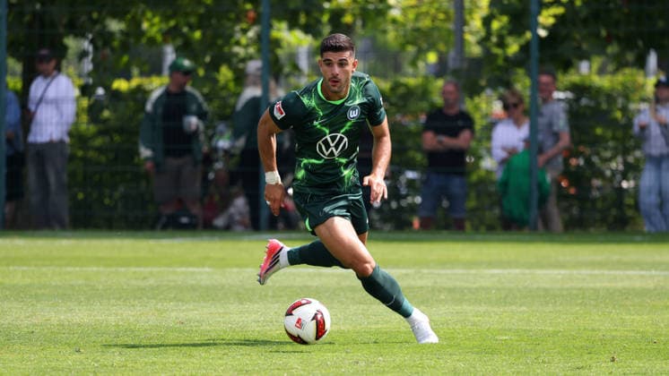 VfL vs Verl, Testspiel Wolfsburg, 18.07.2026, Fußball, Herren, Saison 2026 2027, 2. BL, VfL Wolfsburg vs SC Verl, Testspiel, Konstantinos Koulierakis (VfL Wolfsburg) Niedersachsen Deutschland *** VfL vs. Verl, Friendly Match, Wolfsburg, July 18, 2026, Soccer, Men s, 2026–2027 Season, 2. Bundesliga, VfL Wolfsburg vs. SC Verl, Friendly Match, Konstantinos Koulierakis, VfL Wolfsburg, Lower Saxony, Germany