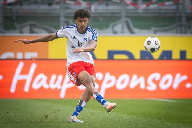 RAPID WIEN - HABMURGER SV Jason Bissi Mouelle of HSV during the pre season friendly football match between SC Rapid Vienna and Hamburger SV at the Allianz Stadion. Vienna, Austria, July 18, 2026. Photo by Branislav Racko Copyright: xx 080A8942