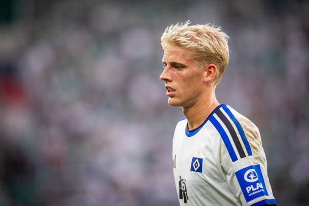 RAPID WIEN - HABMURGER SV Albert Gronaek of HSV during the pre season friendly football match between SC Rapid Vienna and Hamburger SV at the Allianz Stadion. Vienna, Austria, July 18, 2026. Photo by Branislav Racko Copyright: xx 080A9599