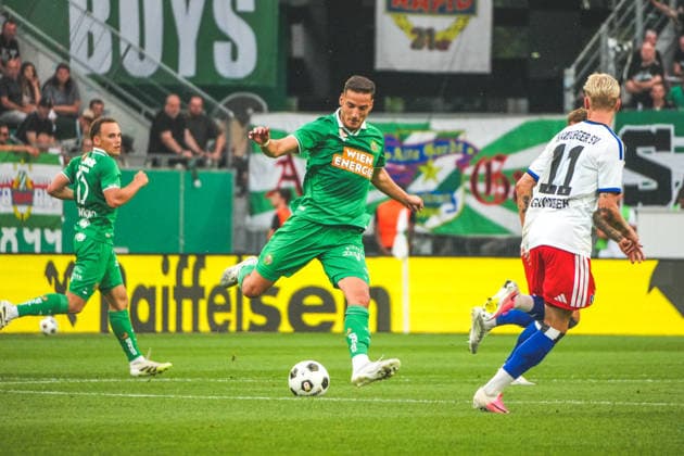 Fussball Österreich - 18.07.2026 - Internationales Testspiel - SK Rapid Wien vs. Hamburger SV (HSV) - Allianz Stadion - Weststadion (Wien Hütteldorf, Österreich): Ercan Kara (SK Rapid Wien) *** Soccer Austria July 18, 2026 International Friendly SK Rapid Vienna vs. Hamburger SV (HSV) Allianz Stadium (Weststadion), Vienna-Hütteldorf, Austria Ercan Kara SK Rapid Vienna Copyright: xLukasxBierederx