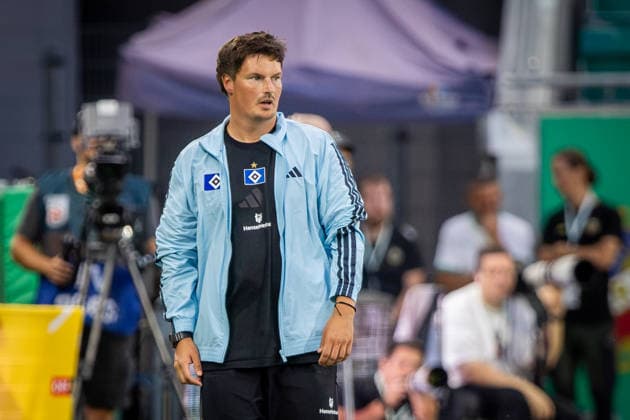 RAPID WIEN - HABMURGER SV Head coach of HSV Merlin Polzin during the pre season friendly football match between SC Rapid Vienna and Hamburger SV at the Allianz Stadion. Vienna, Austria, July 18, 2026. Photo by Branislav Racko Copyright: xx 080A9847