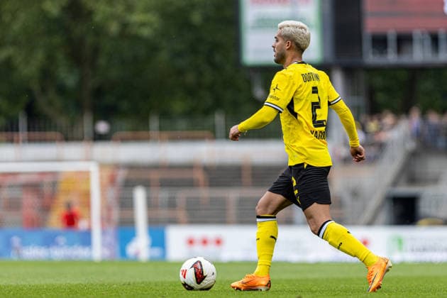 Testspiel: Rot-Weiß Oberhausen - Borussia Dortmund; 18.07.2026 Yan Couto (Borussia Dortmund, 2) Testspiel: Rot-Weiß Oberhausen - Borussia Dortmund; Stadion Niederrhein, Oberhausen; 18.07.2026 *** Friendly Match: Rot-Weiß Oberhausen vs. Borussia Dortmund, July 18, 2026; Yan Couto, Borussia Dortmund; 2 Friendly Match: Rot-Weiß Oberhausen vs. Borussia Dortmund, Niederrhein Stadium, Oberhausen, July 18, 2026 Copyright: xBEAUTIFULxSPORTS Buriakovx