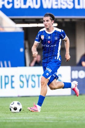 SOCCER - Linz vs Braunschweig, test match LINZ,AUSTRIA,18.JUL.26 - SOCCER - ADMIRAL 2. Liga, 2. DFL, 2. Deutsche Bundesliga, FC Blau Weiss Linz vs Eintracht Braunschweig, test match. Image shows Alem Pasic (Linz).  GEPAxpictures xJulioxArellano