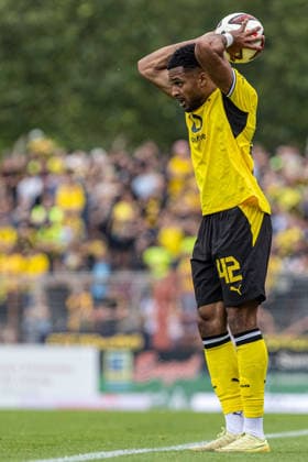 Testspiel: Rot-Weiß Oberhausen - Borussia Dortmund; 18.07.2026 Almugera Kabar (Borussia Dortmund, 42) Testspiel: Rot-Weiß Oberhausen - Borussia Dortmund; Stadion Niederrhein, Oberhausen; 18.07.2026 *** Friendly Match: Rot-Weiß Oberhausen vs. Borussia Dortmund, July 18, 2026, Almugera Kabar, Borussia Dortmund, 42 Friendly Match: Rot-Weiß Oberhausen vs. Borussia Dortmund, Niederrhein Stadium, Oberhausen, July 18, 2026 Copyright: xBEAUTIFULxSPORTS Buriakovx