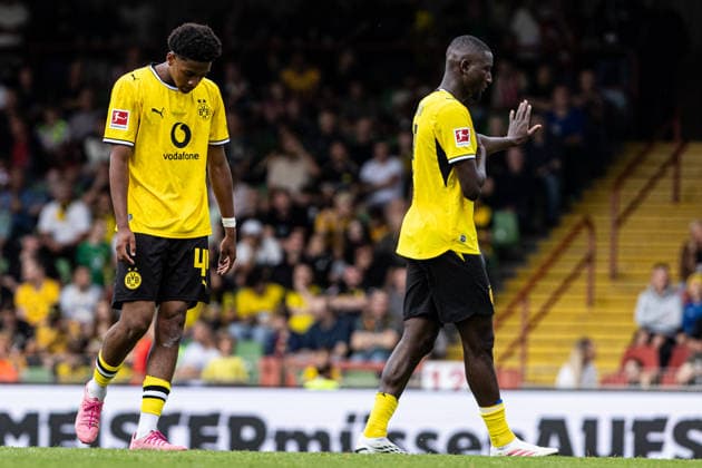 Testspiel: Rot-Weiß Oberhausen - Borussia Dortmund; 18.07.2026 Enzo Duarte (Borussia Dortmund, 44), Serhou Guirassy (Borussia Dortmund, 9) Testspiel: Rot-Weiß Oberhausen - Borussia Dortmund; Stadion Niederrhein, Oberhausen; 18.07.2026 *** Friendly Match: Rot-Weiß Oberhausen vs. Borussia Dortmund, July 18, 2026; Enzo Duarte (Borussia Dortmund, 44), Serhou Guirassy (Borussia Dortmund, 9); Friendly Match: Rot-Weiß Oberhausen vs. Borussia Dortmund, Niederrhein Stadium, Oberhausen, July 18, 2026 Copyright: xBEAUTIFULxSPORTS Buriakovx