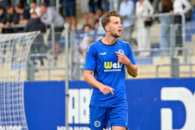 Justin Faltyn (Sportfreunde Lotte, 27) Sportfreunde Lotte vs. Real Betis Sevilla, Fussball, Testspiel, Saison 2026 2027, 18.07.2026, Sportfreunde Lotte vs. Real Betis Sevilla, Fussball, Testspiel, Saison 2026 2027, 18.07.2026 Lotte *** Justin Faltyn, Sportfreunde Lotte, 27; Sportfreunde Lotte vs. Real Betis Sevilla, soccer, friendly match, 2026–2027 season, July 18, 2026, Sportfreunde Lotte vs. Real Betis Sevilla, Soccer, Friendly Match, 2026–2027 Season, July 18, 2026, Lotte Copyright: xEibner-Pressefoto RobertxGertzenx EP_RGN
