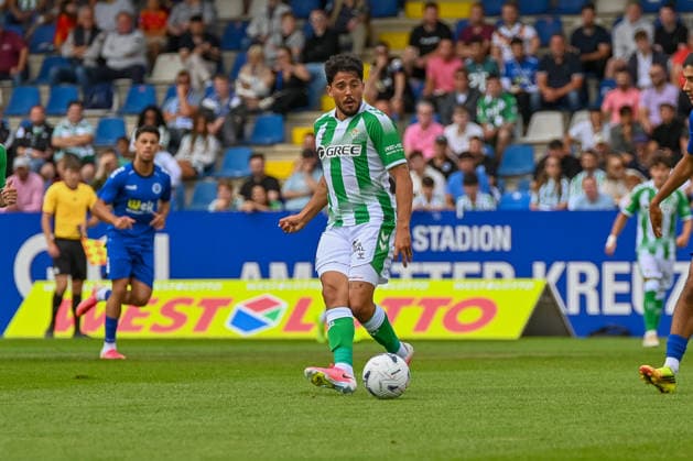 Pablo Fornals (Real Betis Sevilla, 08) Sportfreunde Lotte vs. Real Betis Sevilla, Fussball, Testspiel, Saison 2026 2027, 18.07.2026, Sportfreunde Lotte vs. Real Betis Sevilla, Fussball, Testspiel, Saison 2026 2027, 18.07.2026 Lotte *** Pablo Fornals, Real Betis Sevilla, 08 Sportfreunde Lotte vs. Real Betis Sevilla, Soccer, Friendly Match, 2026–2027 Season, July 18, 2026, Sportfreunde Lotte vs. Real Betis Sevilla, Soccer, Friendly Match, 2026–2027 Season, July 18, 2026, Lotte Copyright: xEibner-Pressefoto RobertxGertzenx EP_RGN