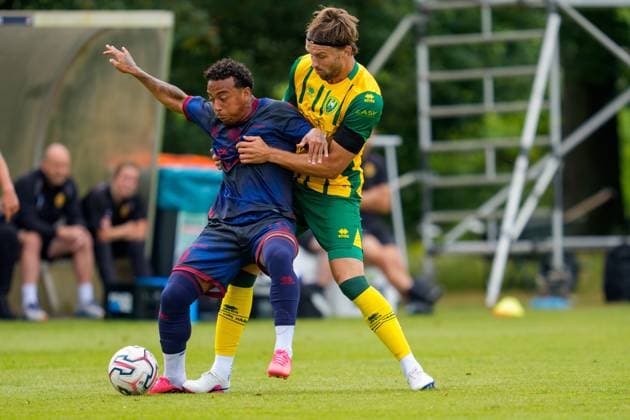 ROOSENDAAL , 18-07-2026 , Sportpark Hulsdonk , season 2026 2027 , Dutch Vrienden Loterij Eredivisie , Pre season match between KV Mechelen and ADO Den Haag shows KV Mechelen player Myron van Brederode and ADO Den Haag player Pascal Mulder KV Mechelen - ADO Den Haag (friendly)  x205093823x Copyright:
