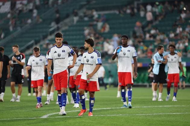18.July.2026 – SOCCER – FRIENDLY TEST GAME(MEN) - Rapid Wien (Austria) vs HSV (Germany) HSV (Germany) shows disappointment after the match VIENNA VIENNA, AUSTRIA – Allianz Stadion SK Rapid Wien Allianz Stadion AUSTRIA