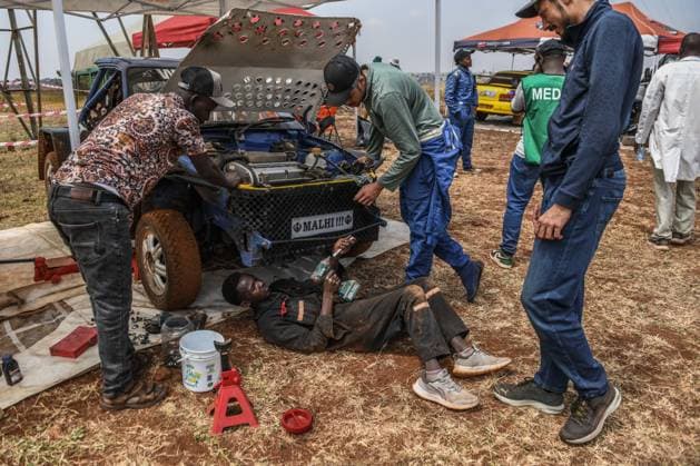 RX Fest rally championship in Kenya NAIROBI, KENYA - JULY 18: Crew members work to repair a vehicle after a mechanical failure during the RX Fest Rally Championship at Kasarani National Stadium in Nairobi, Kenya, on July 18, 2026. Gerald Anderson Anadolu Nairobi Kenya. Editorial use only. Please get in touch for any other usage.  Copyright: x2026xAnadoluxGeraldxAndersonx